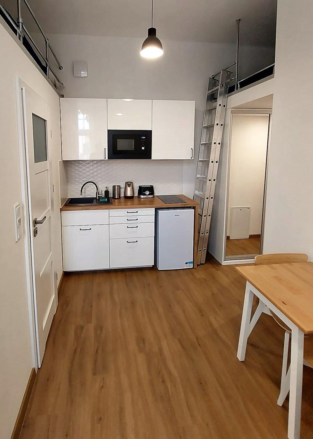 Old Town Stage Apartment One Cracóvia Exterior foto