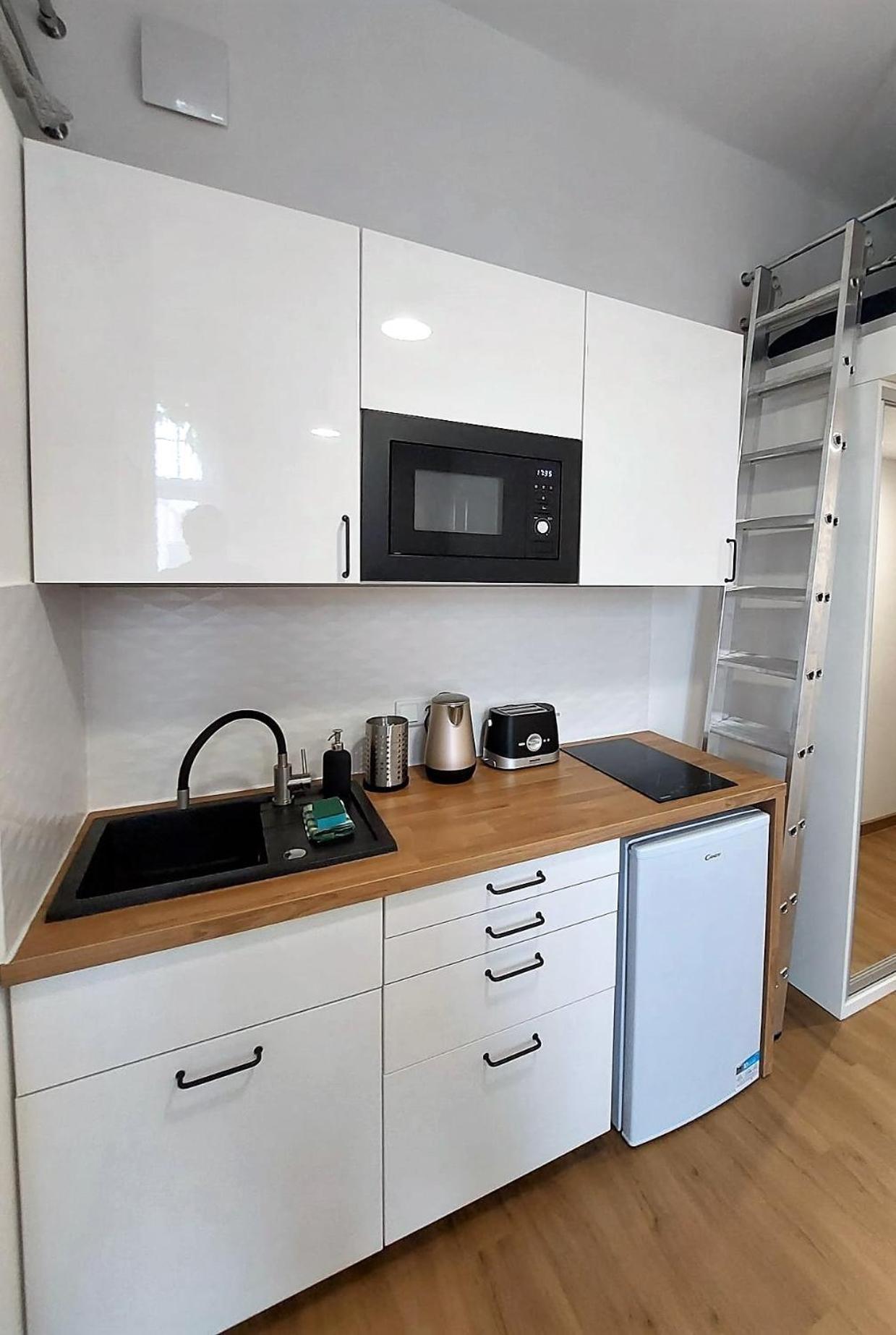 Old Town Stage Apartment One Cracóvia Exterior foto