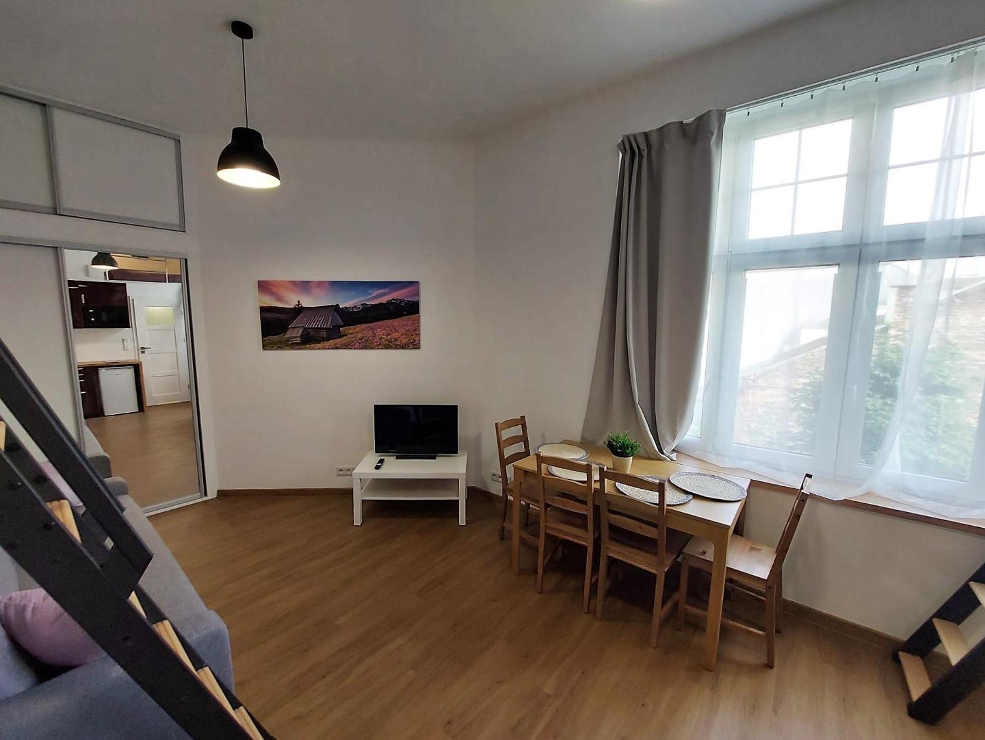 Old Town Stage Apartment One Cracóvia Exterior foto